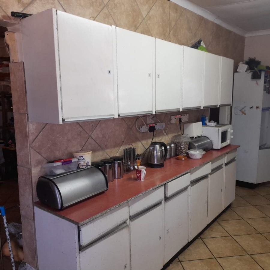 8 Bedroom Property for Sale in Rietfontein North West